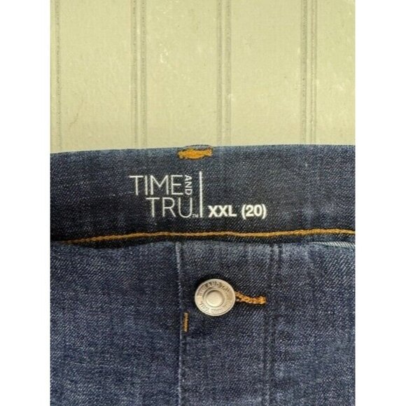 Time & Tru Size XXL 20 Womens Jeans Crop Pull On Stretch High Rise Dark … - Picture 2 of 3
